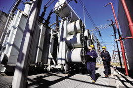 天津市電力公司聯(lián)合力天機(jī)械開展節(jié)前供電設(shè)備專項(xiàng)巡查，筑牢安全防線